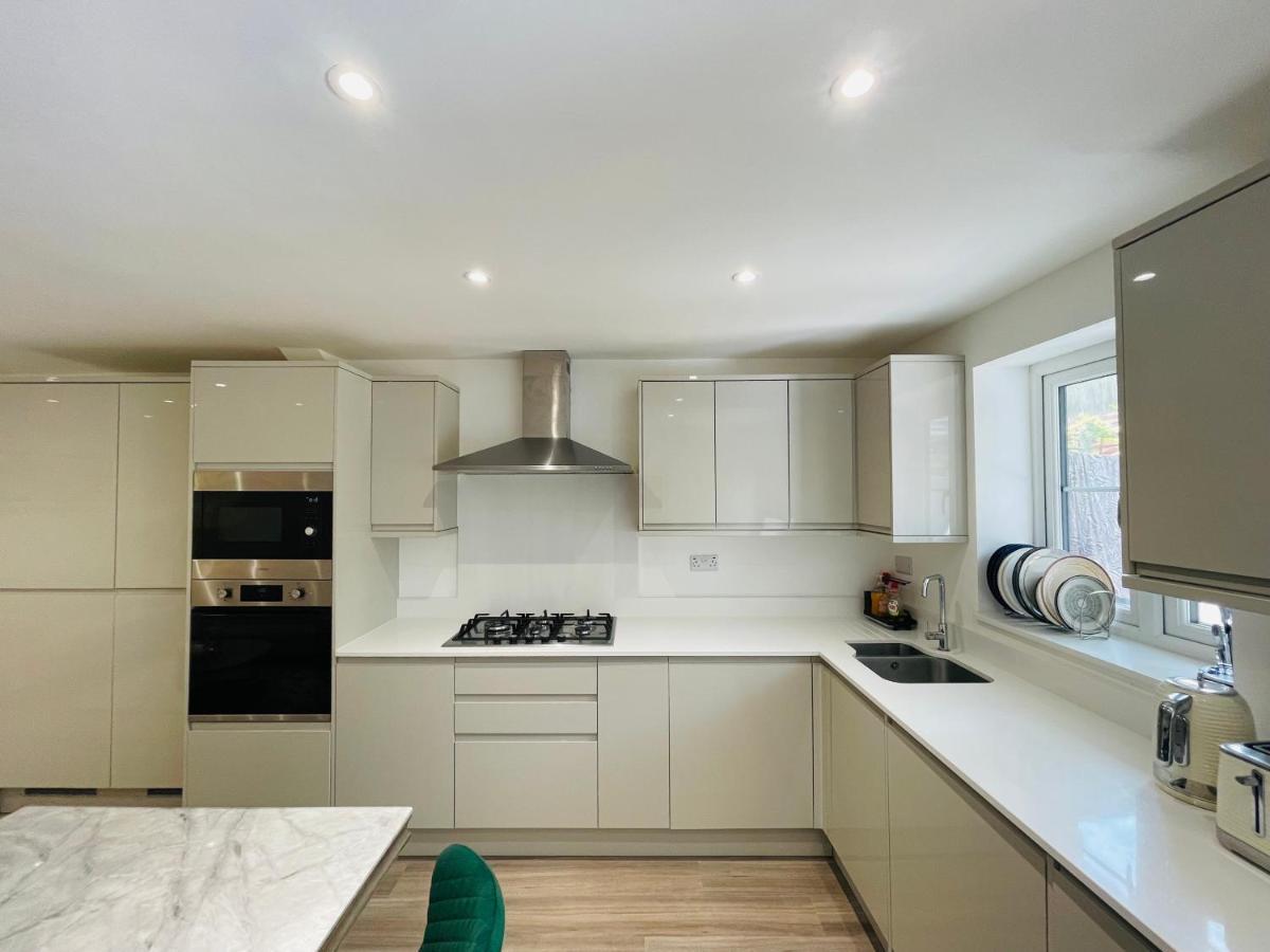 Riverside Premium Double Room Garden View E14 Londra Esterno foto