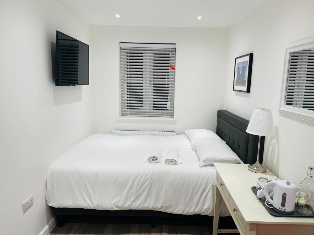 Riverside Premium Double Room Garden View E14 Londra Esterno foto