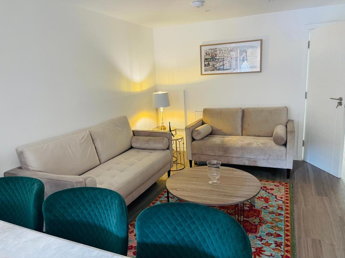 Riverside Premium Double Room Garden View E14 Londra Esterno foto
